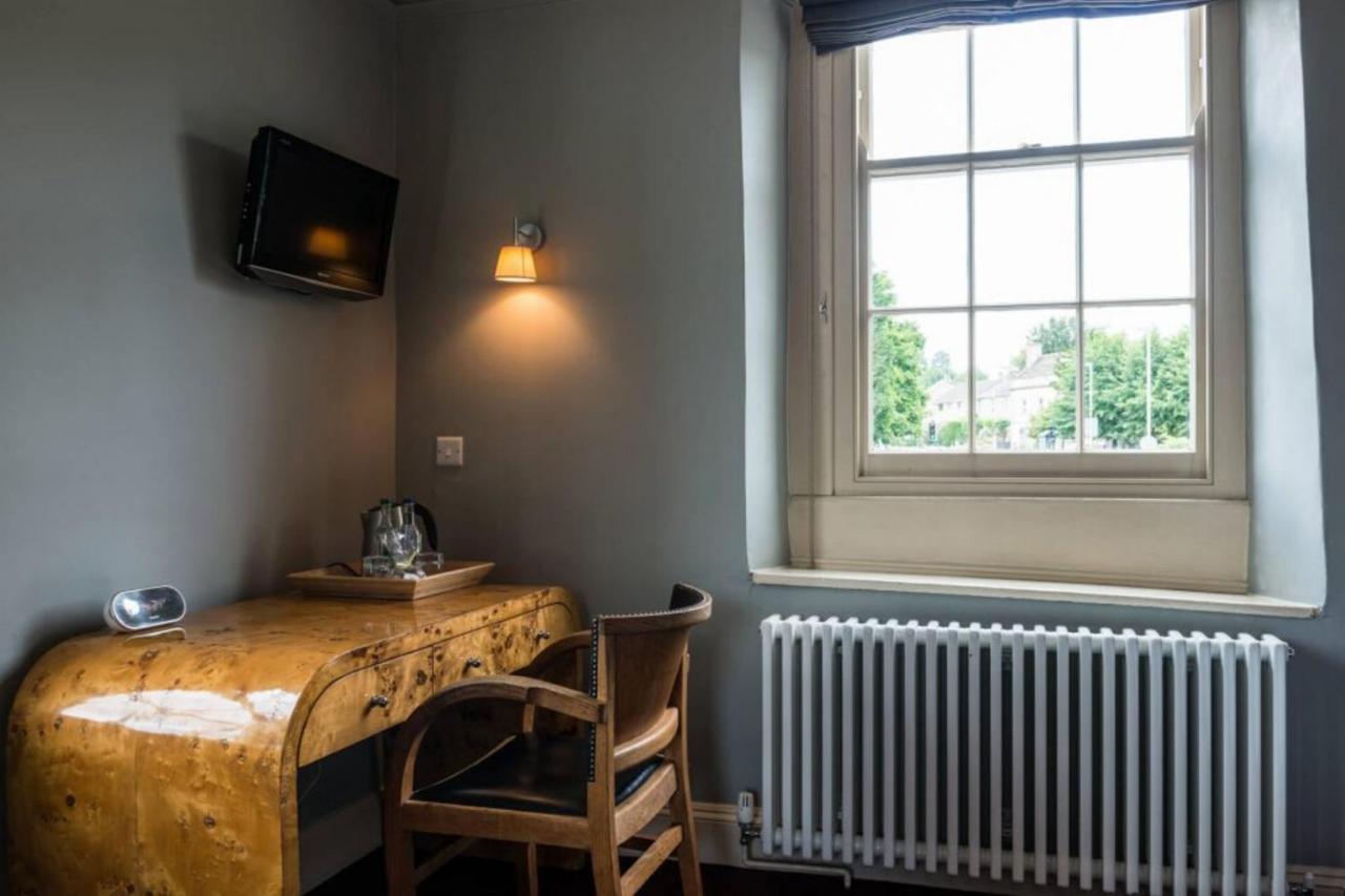 The Castle Inn 브래드포드온아본 외부 사진